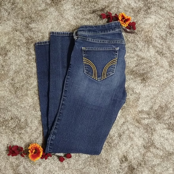 Hollister jeans - Picture 2 of 3